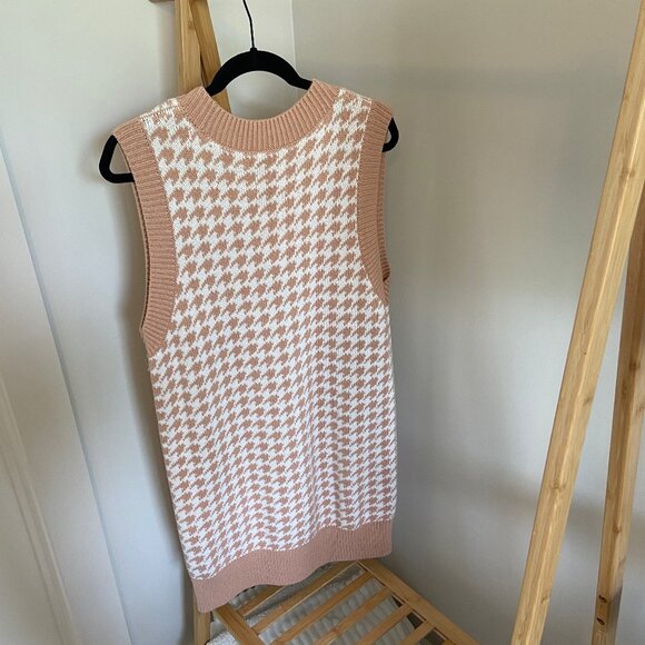 Abercrombie Sweater Vest Dress - Picture 2 of 4